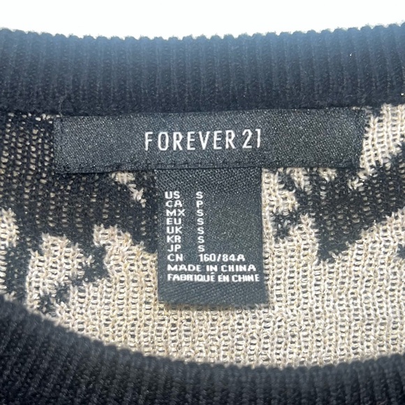 Forever 21 gold deer/reindeer sweater for Winter/Christmas/Holidays - Picture 4 of 5